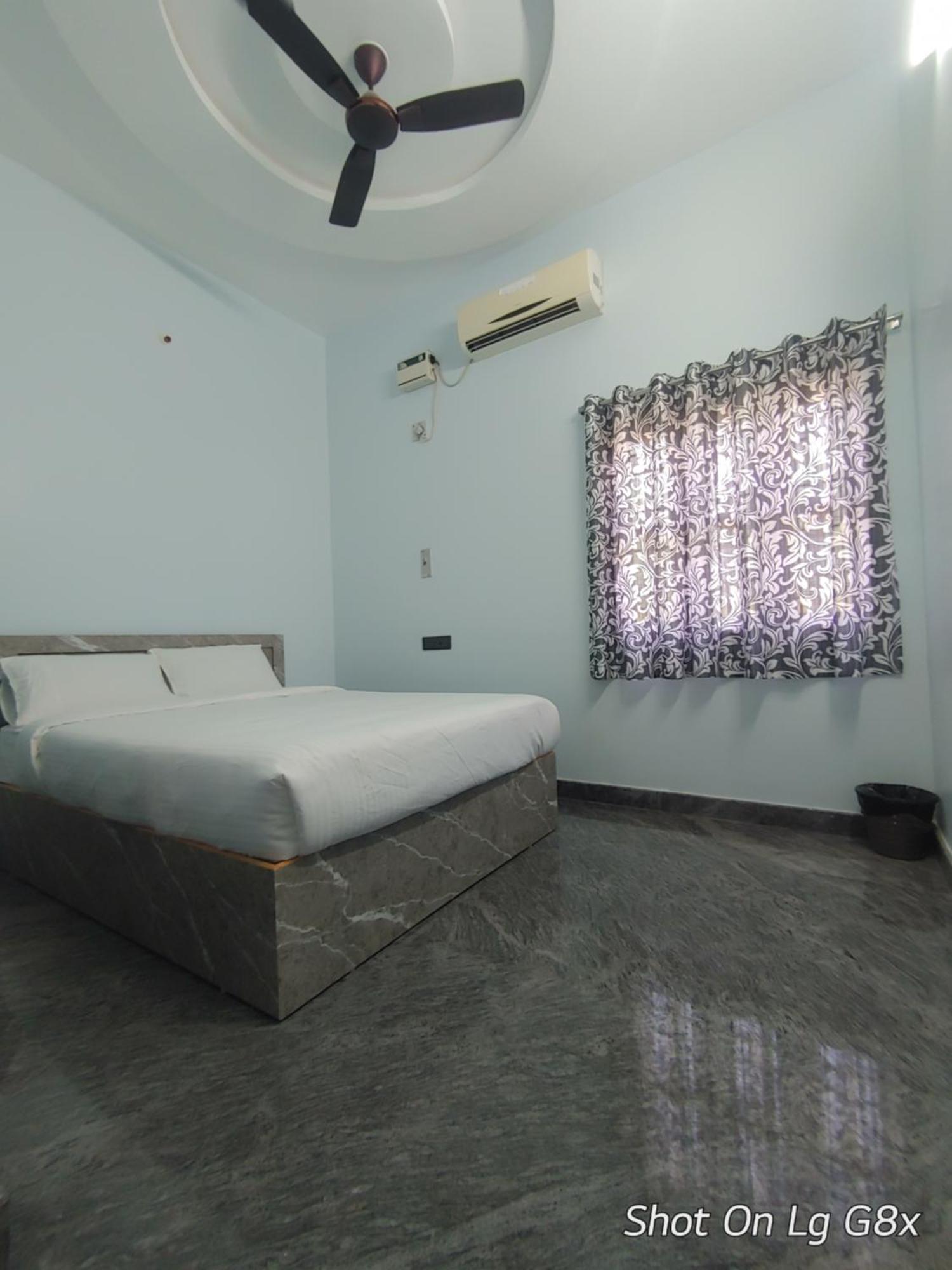 Le Joie Luxury Apartment ปอนดิเชอรี ภายนอก รูปภาพ