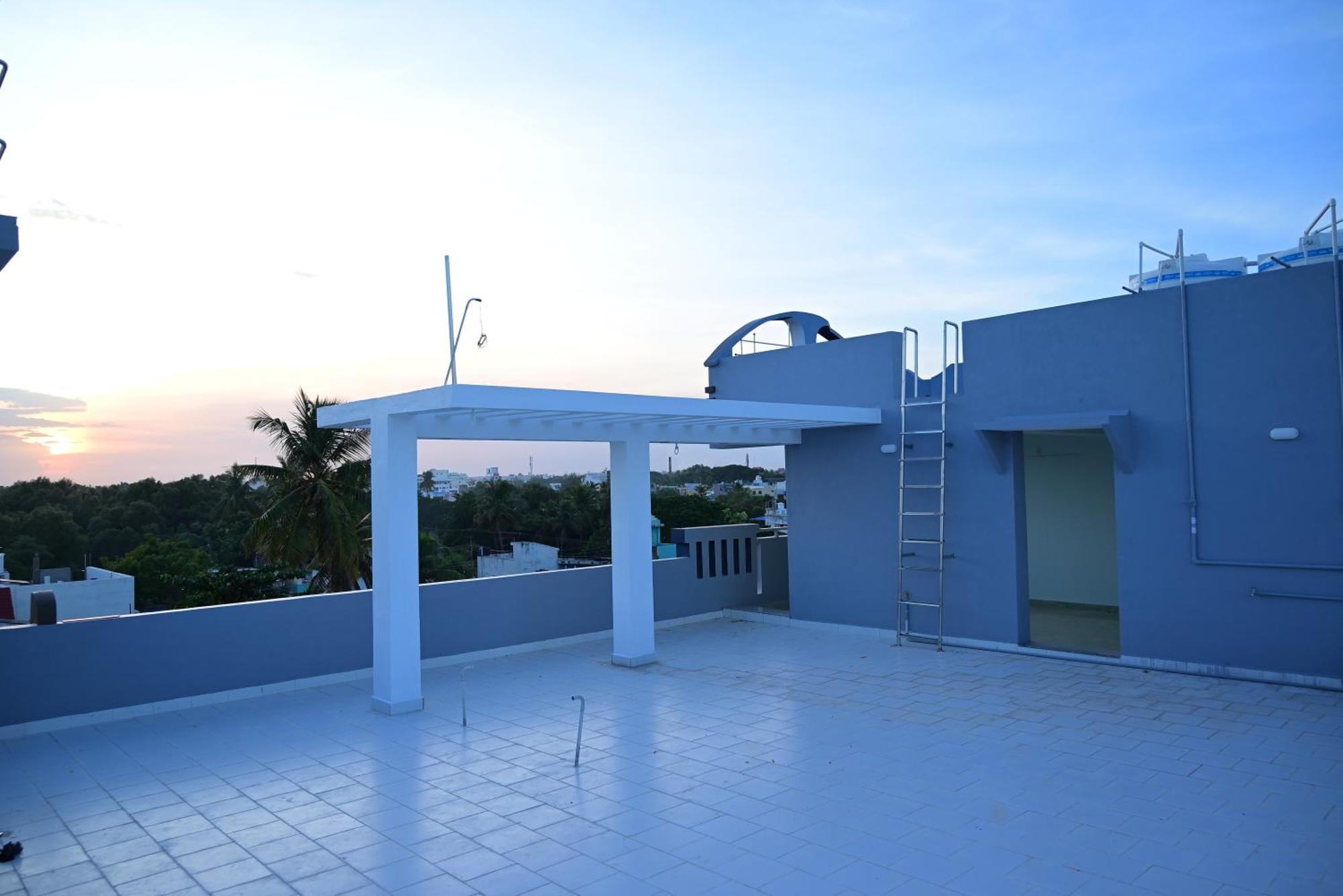 Le Joie Luxury Apartment ปอนดิเชอรี ภายนอก รูปภาพ