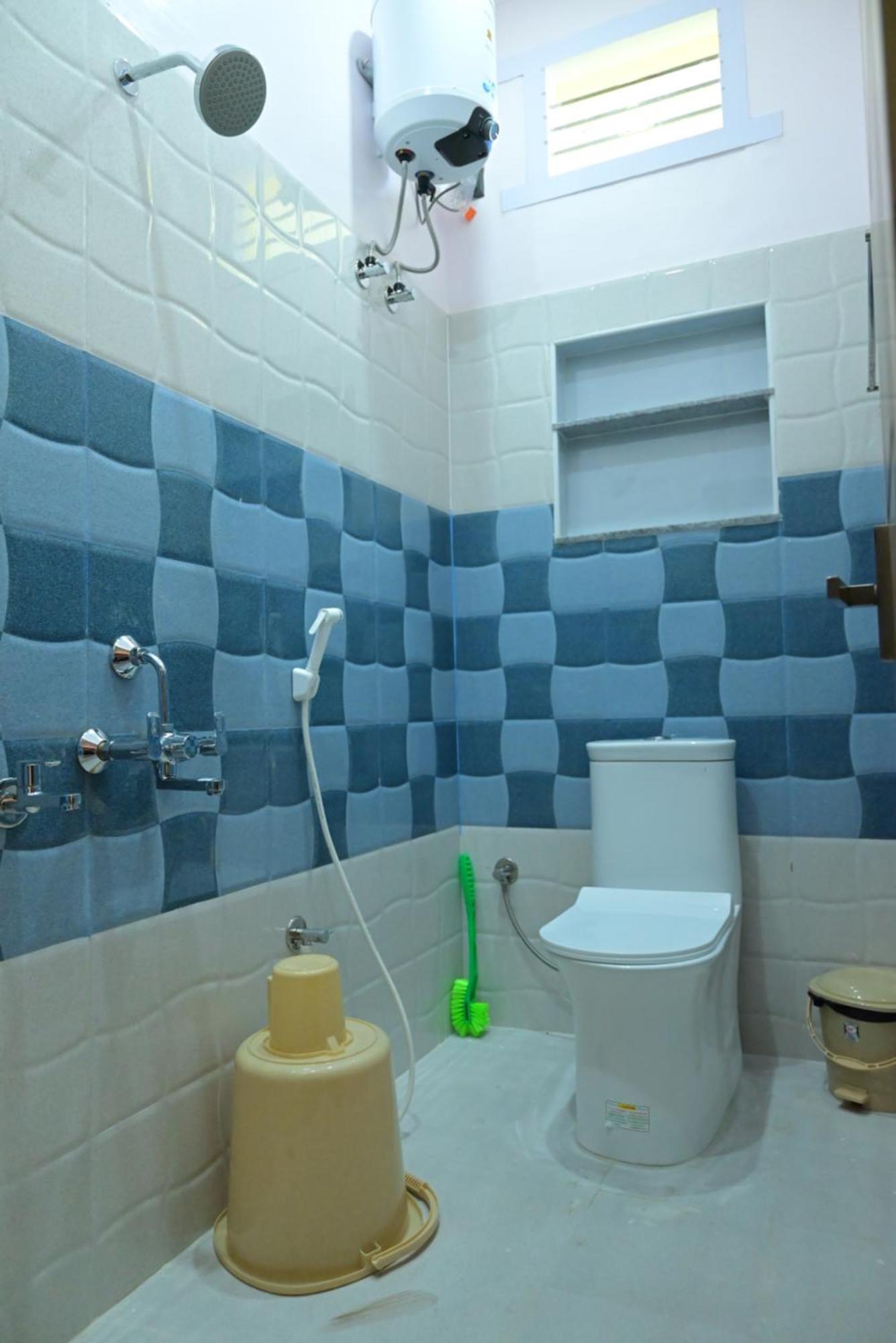 Le Joie Luxury Apartment ปอนดิเชอรี ภายนอก รูปภาพ