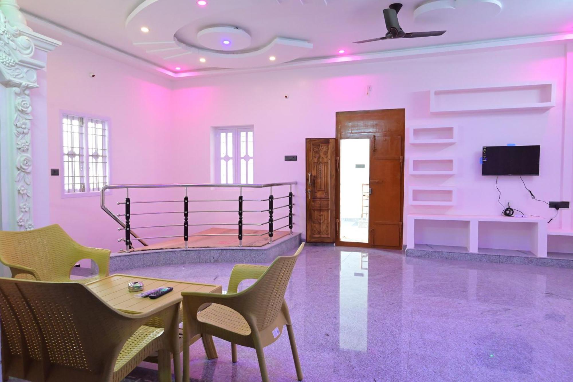 Le Joie Luxury Apartment ปอนดิเชอรี ภายนอก รูปภาพ